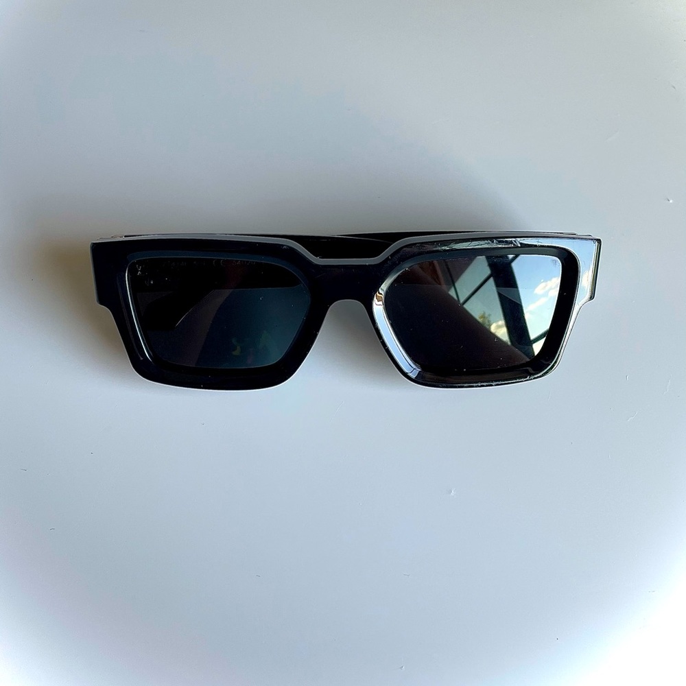 Louis Vuitton Black Sunglasses